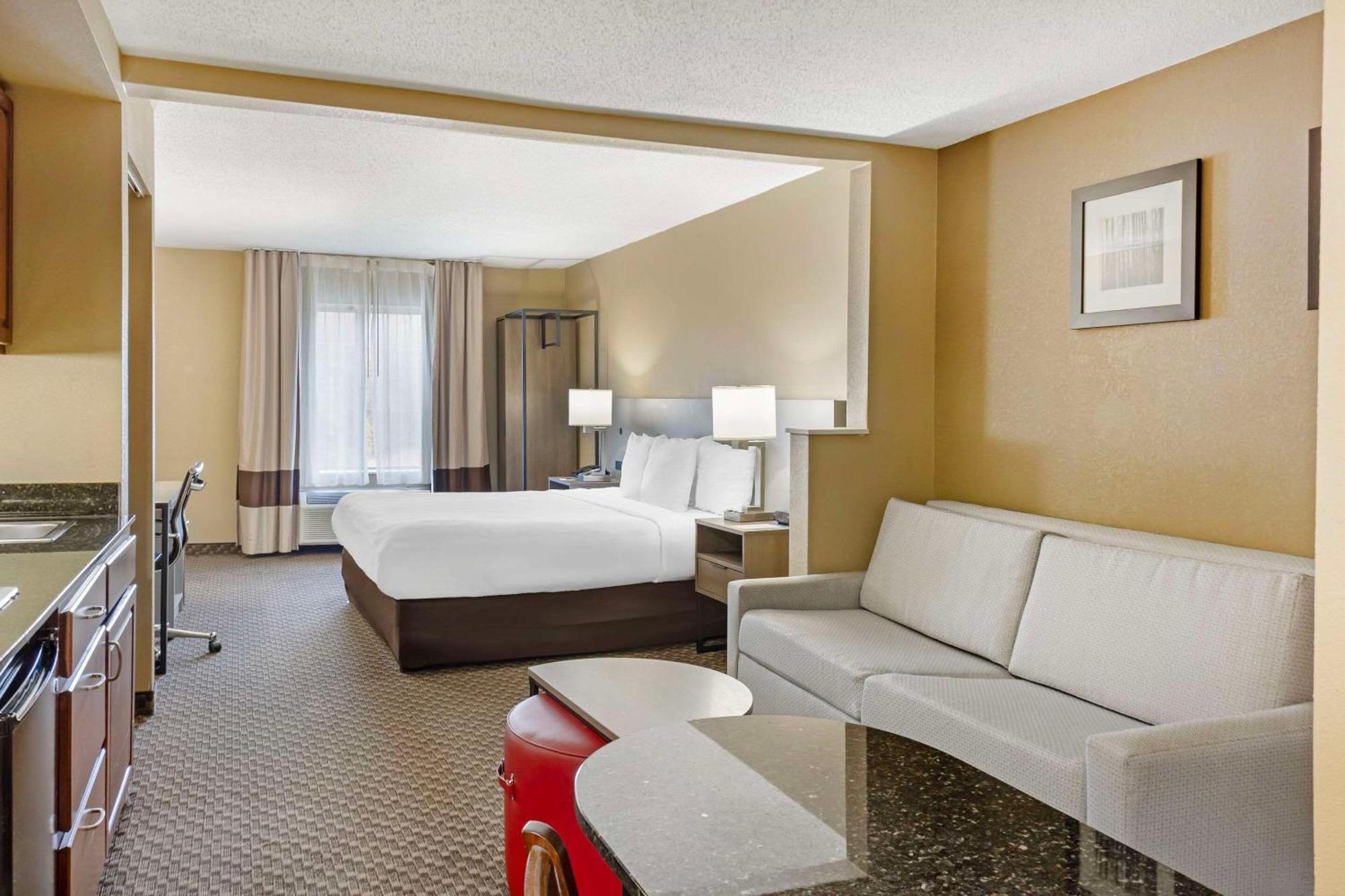 Comfort Inn & Suites Carneys Point Eksteriør billede