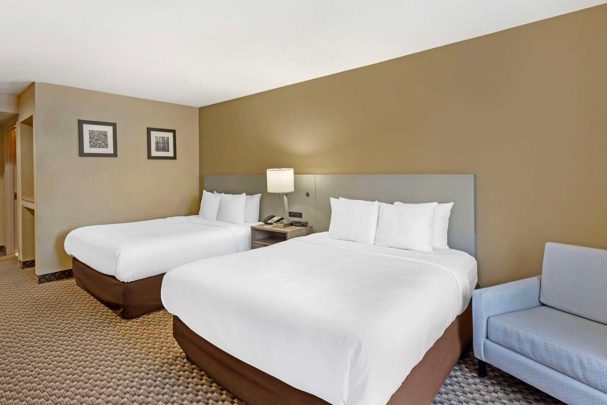 Comfort Inn & Suites Carneys Point Eksteriør billede