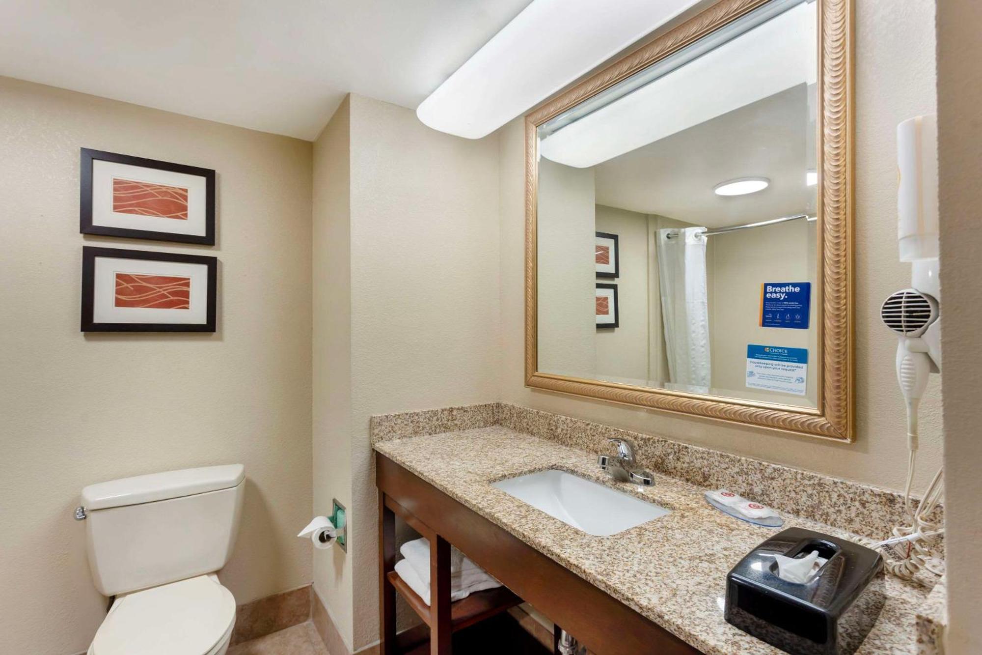Comfort Inn & Suites Carneys Point Eksteriør billede