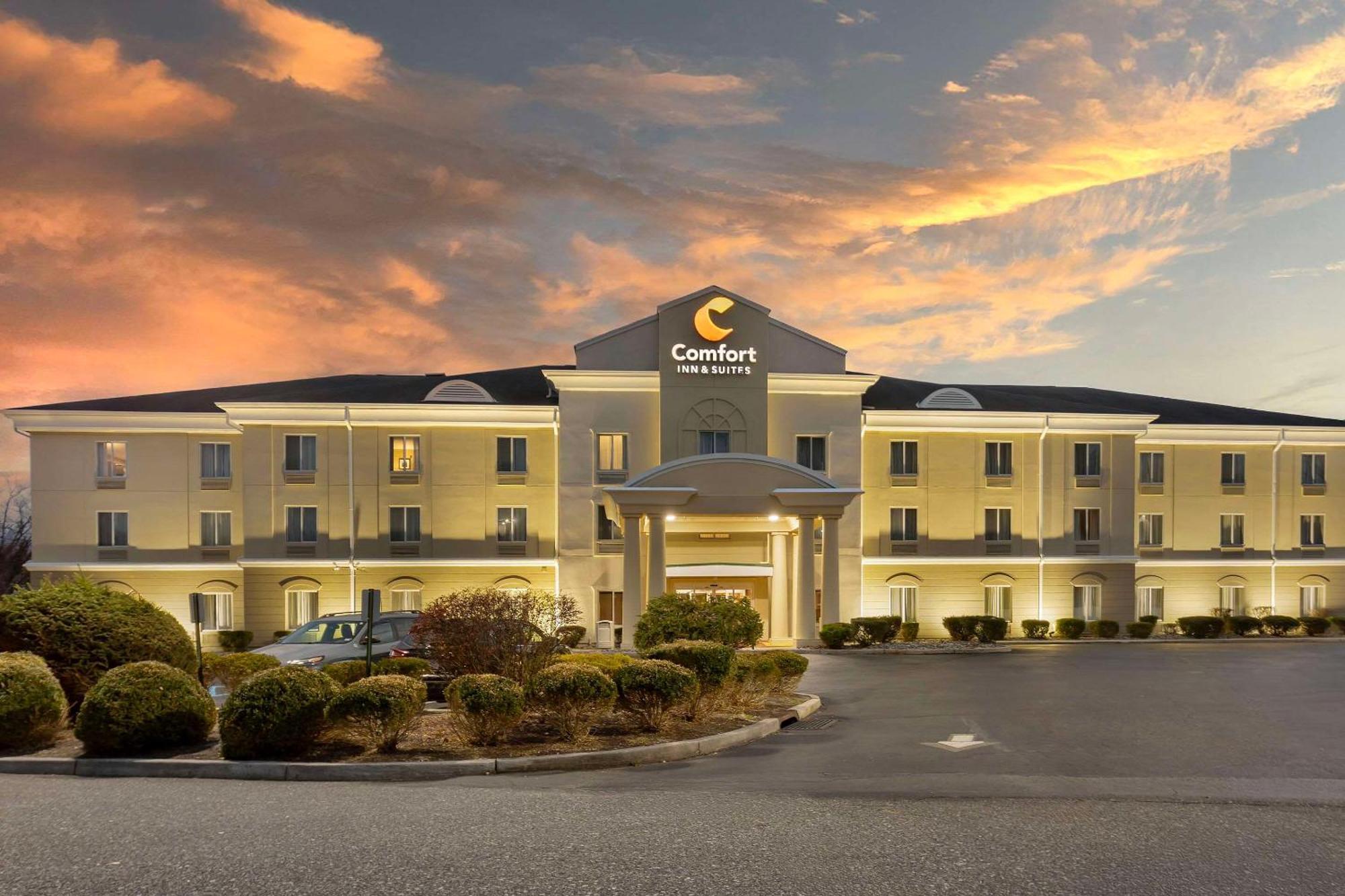 Comfort Inn & Suites Carneys Point Eksteriør billede